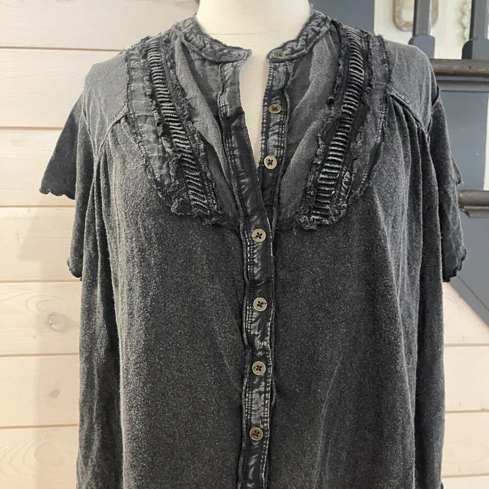 059 Free People Women's Black Sofia Henley NWOT Oversized Size Small - Picture 7 of 8